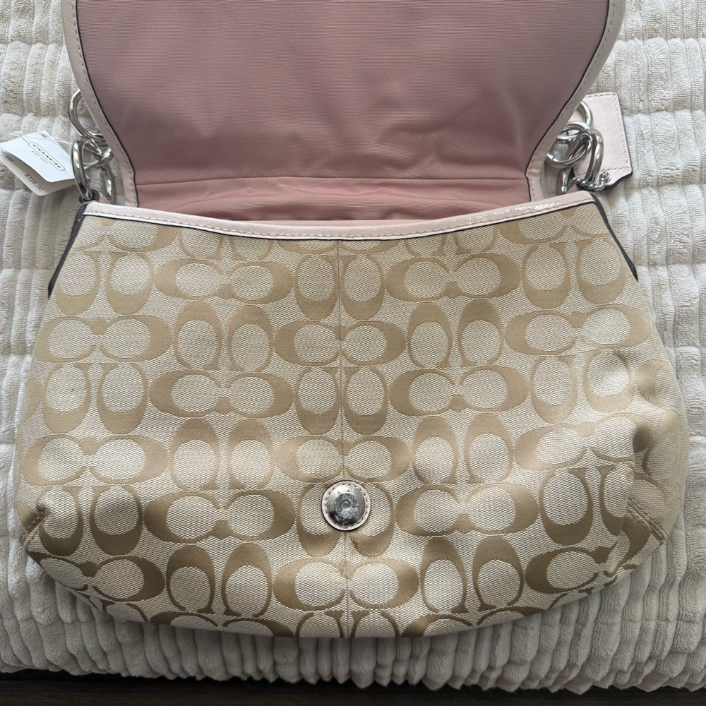 NWT Coach SoHo Signature Monogram Light Pink Trim Flap Bag F17093 - Picture 7 of 10